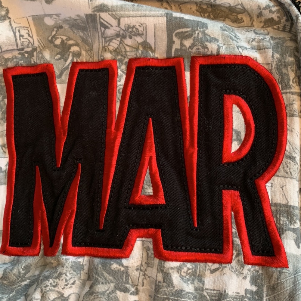 Marvel Superheroes Universal Studios Sweatshirt Z… - image 5